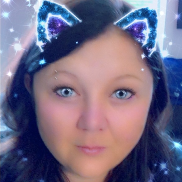 Meet your Posher, Melanie - Picture 1 of 1